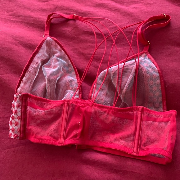 Bra - Picture 2 of 2